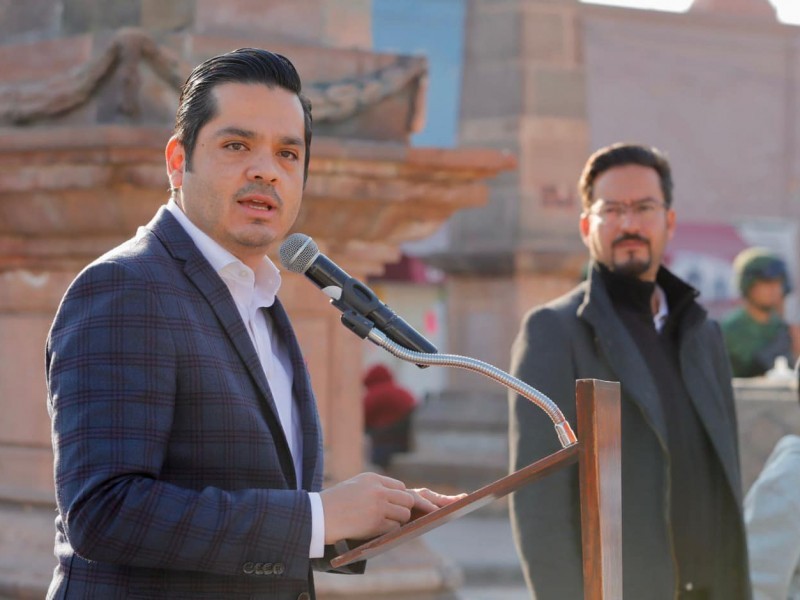 Renuncia secretario del Ayuntamiento; también renuncia Pérez Sequera