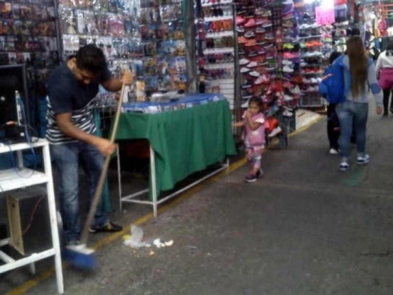 Reordenarán a vendedores ambulantes en Tacuba