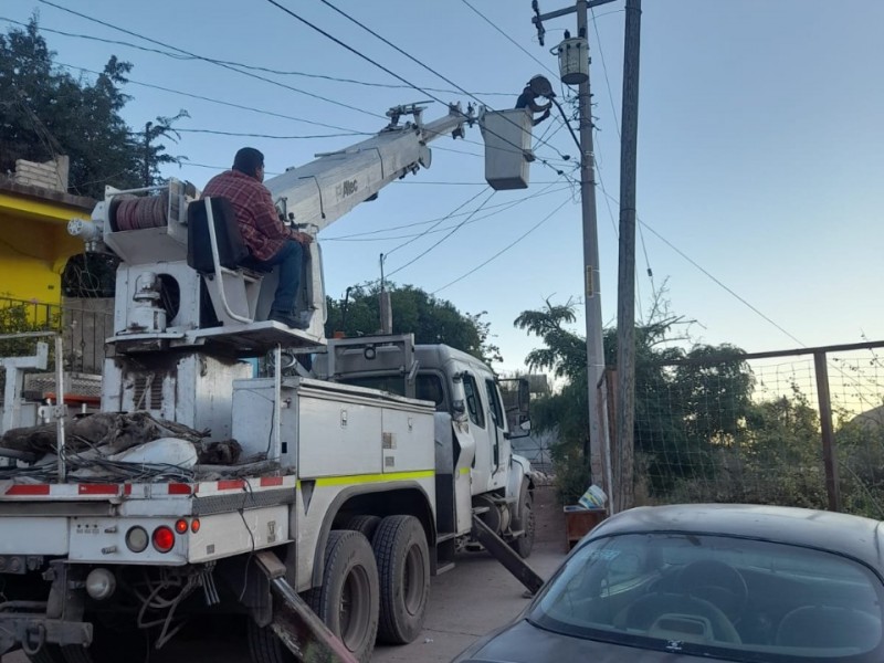 Repara Servicios Públicos líneas de control en sector Fovissste y bulevar Tetakawi