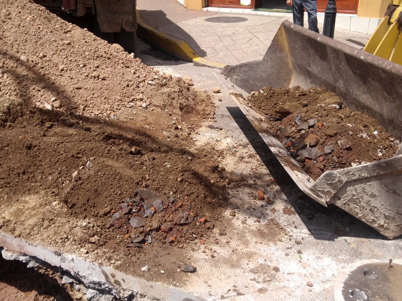 Reparan drenaje afectando a parte del centro histórico