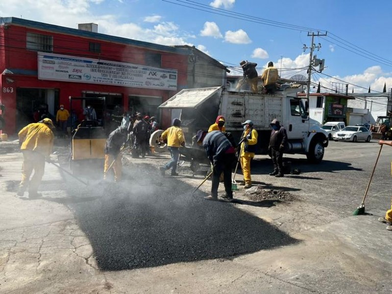 Reparan hundimiento en Alfredo del Mazo