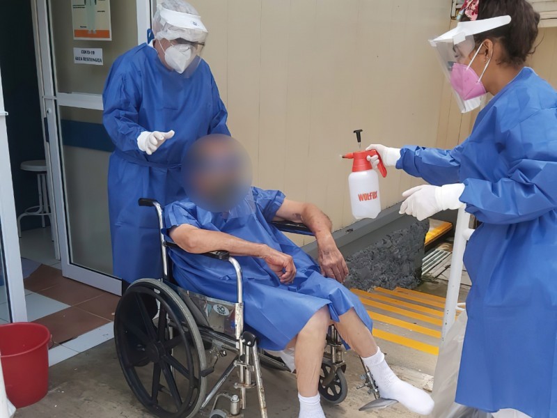 Reporta Hospital Integral Los Reyes 14 egresos de pacientes COVID-19