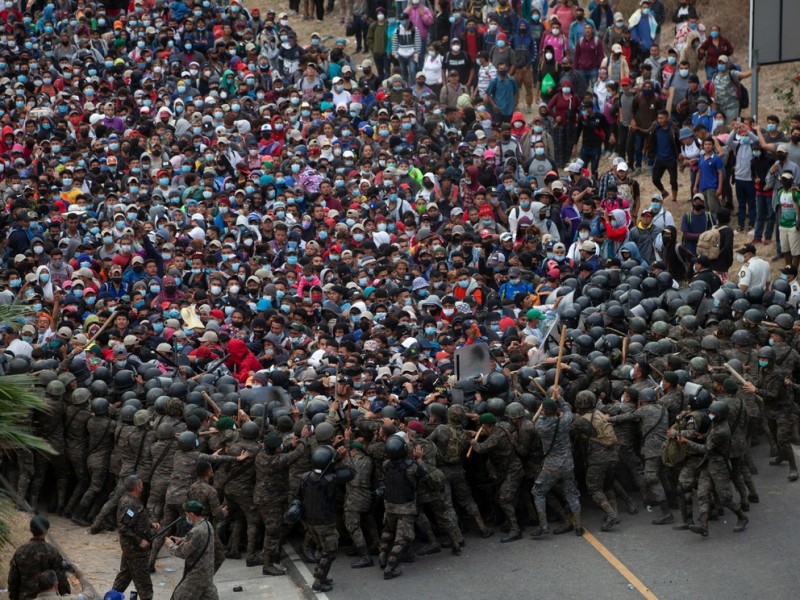 Reportan 21 casos de covid-19 en caravana migrante