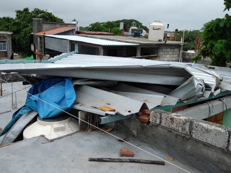 Reportan afectaciones menores por lluvias