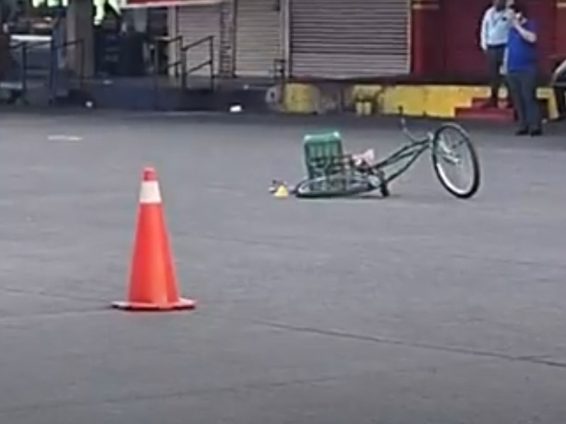 Ciclista pierde la vida al ser atropellado en sector Mercado de Abastos ...