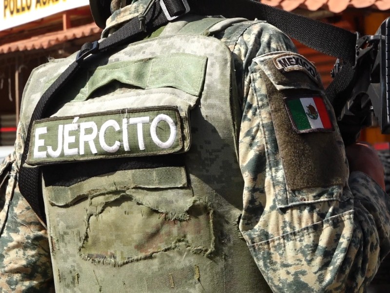 Reportan enfrentamiento entre civiles armados y militares en San Pedro, Navolato