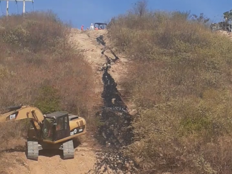 Reportan fuga en ductos de hidrocarburo en Salina Cruz