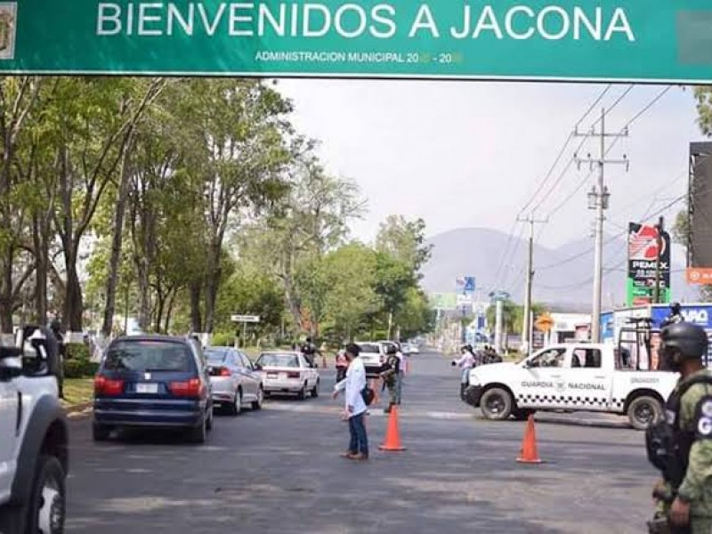 Reportan hallazgo de siete osamentas y un craneo en Jacona