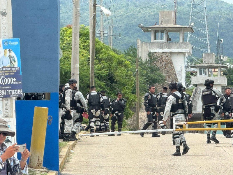 Reportan intento de motín en Cereso de Acapulco por traslado de reos