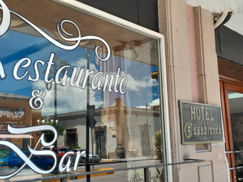 Reportan leve baja en ocupación hotelera durante vacaciones
