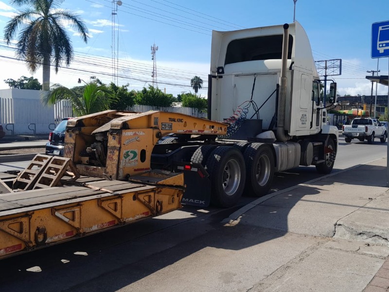 Reportan Privación Ilegal de la Libertad de Conductor de Tráiler en Mazatlán