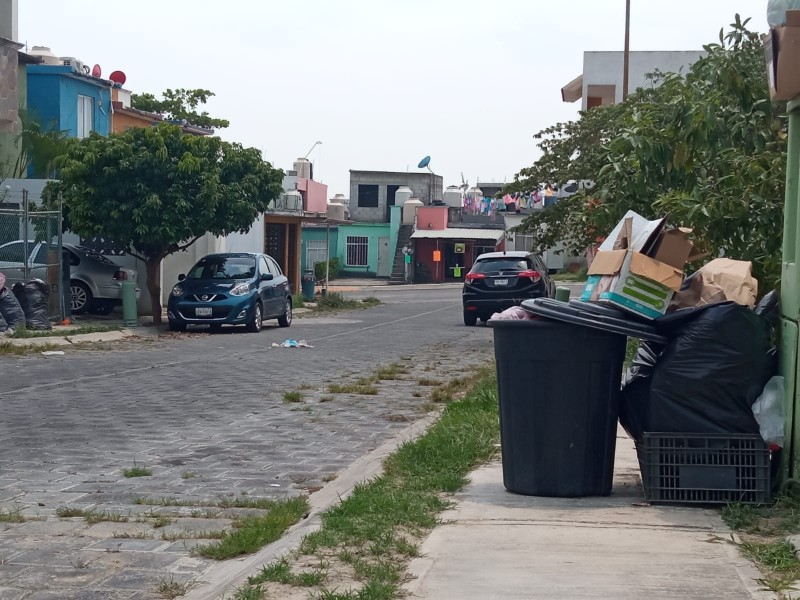Reportan acumulación de basura en Tuxpan