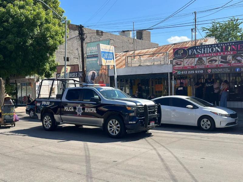 Reportan robo millonario en joyería del centro de La Paz