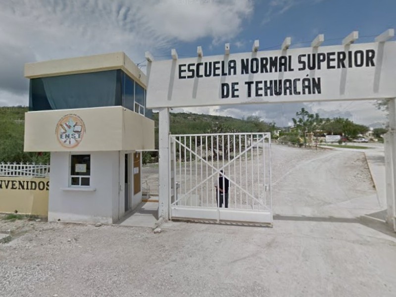 Reportan suspensión de clases en ENST por agua