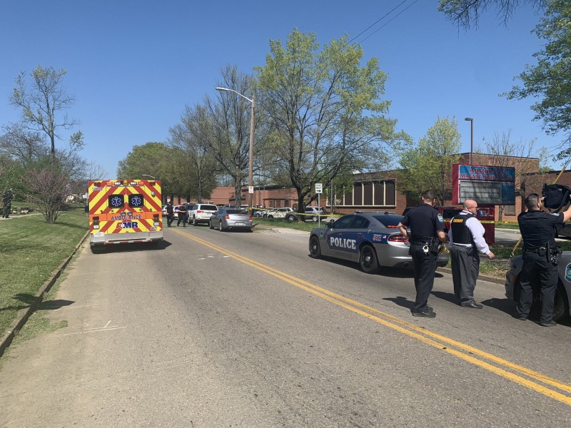 Reportan tiroteo en escuela secundaria de Tennessee