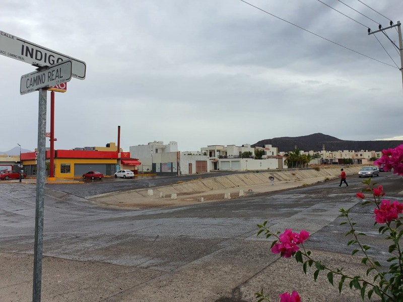 Reportan una ligera lluvia en colonias de La Paz