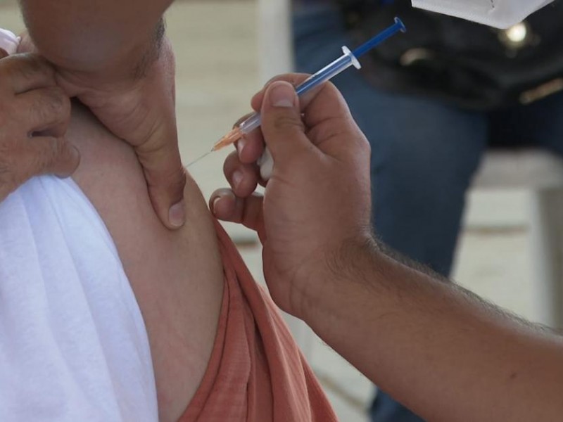 Reprograman vacunación en Rosamorada