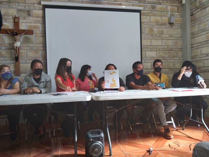 Reprueban artistas y promotores culturales cancelación del FITH.