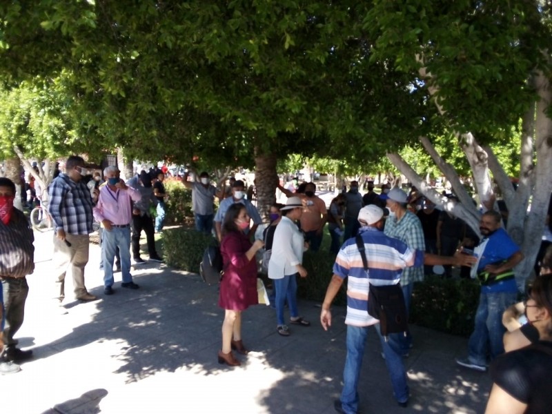 Reprueban manifestación organizada por regidor de SLRC