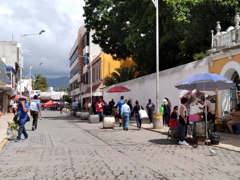 Repunta comercio ambulante previo a cierre de administración municipal