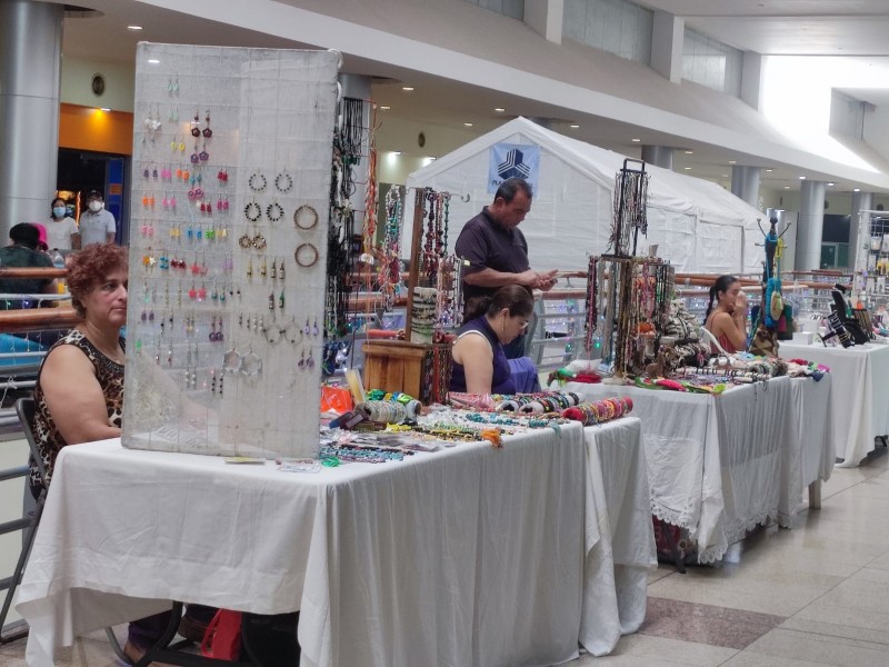 Repuntan ventas de Artesanos en Tuxpan