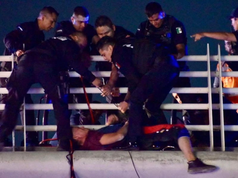 Rescata Policía Estatal a joven que atentaría contra su vida