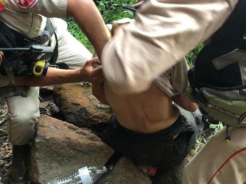 Rescatada tras 6 días atrapada en barranco