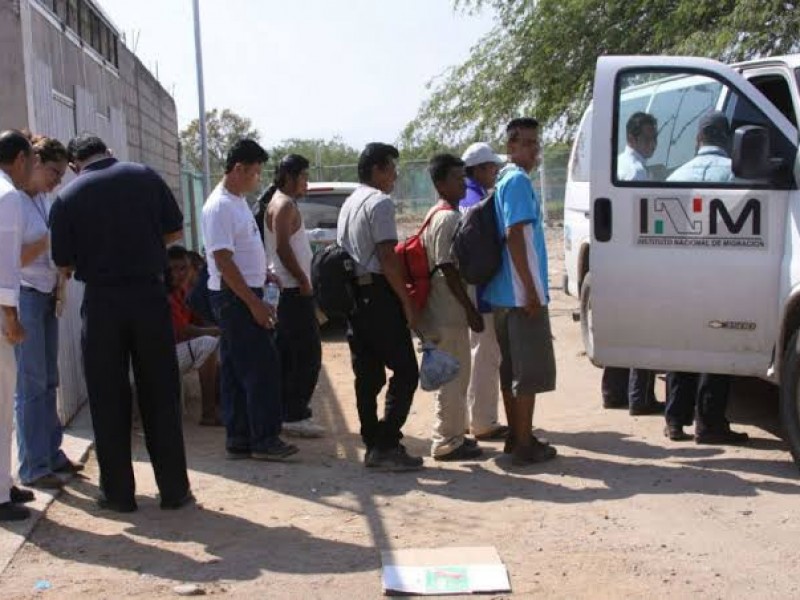 Rescatan a 35 migrantes en municipios del sureste veracruzano