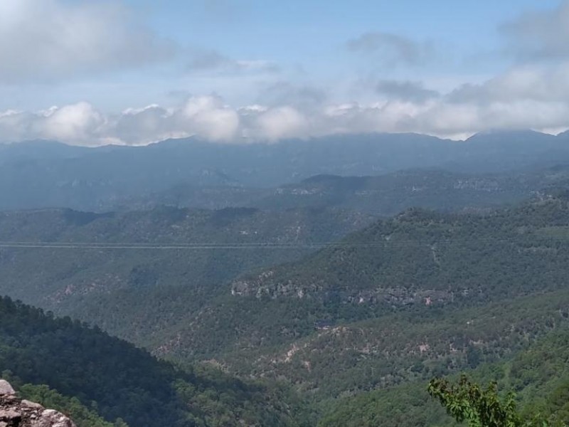 Rescatan a 6 en sierra de Rosario