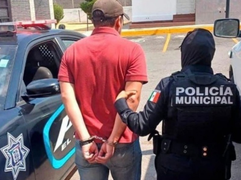 Rescatan a perros en condiciones deplorables en El Marqués