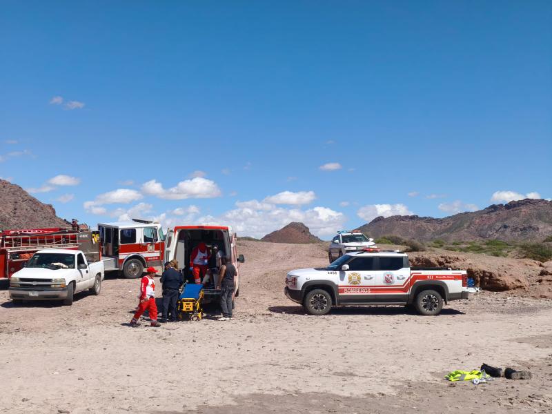 Rescatan a pescadores atrapados en Cerro Prieto Dos