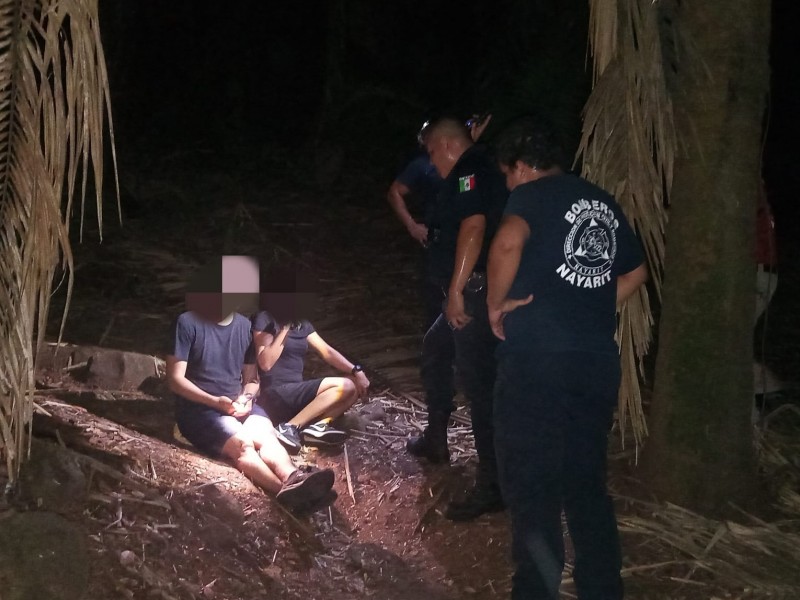 Rescatan a turistas extraviados en cerro de Compostela