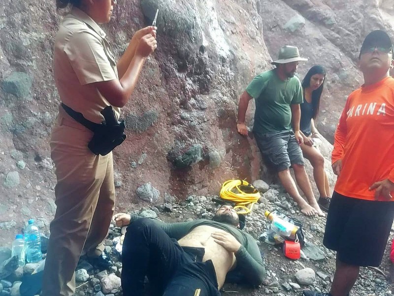 Rescatan a uno en la montaña del Tabor en Loreto