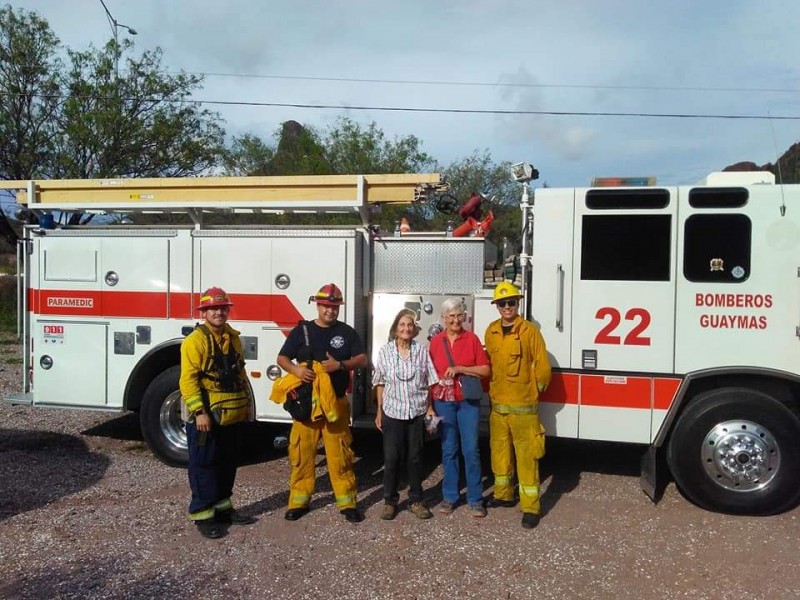 Rescatan bomberos a Anna del Cerro Tetakawi