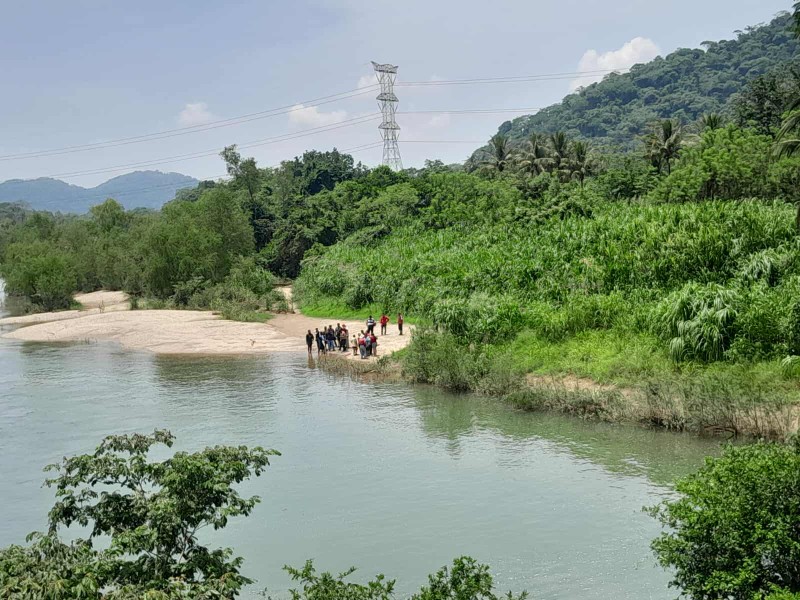 Rescatan cuerpo de joven desaparecido en el río Valle Nacional de Tuxtepec