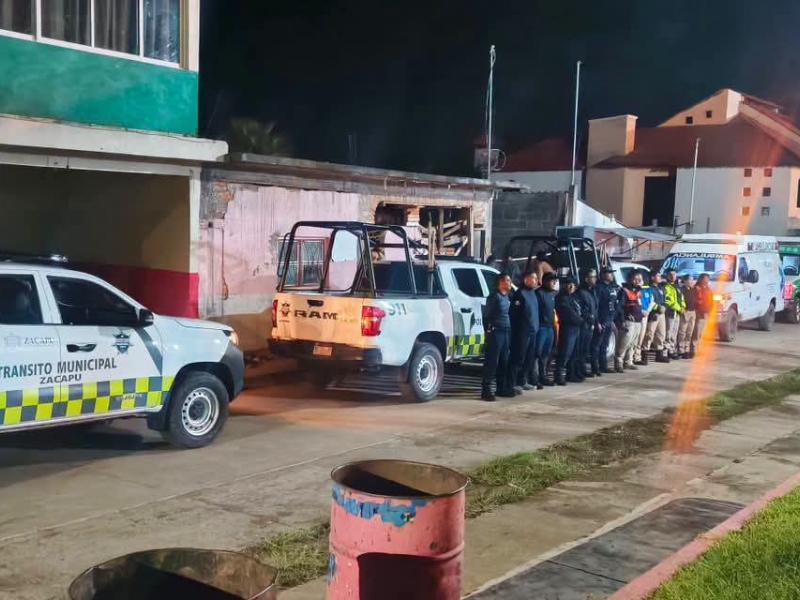 Rescatan sana y salva a senderista extraviada en cerro de Zacapu