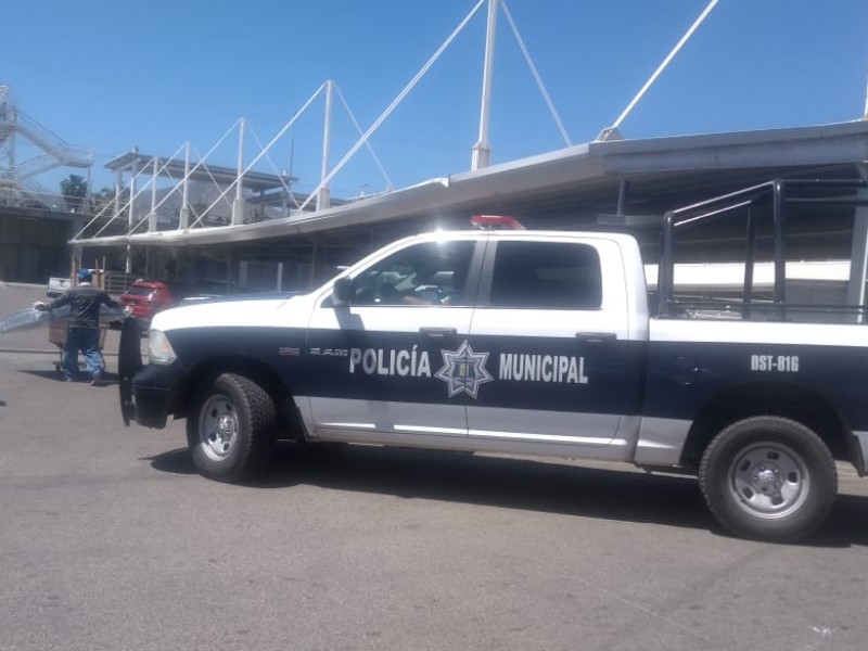 Resguarda Seguridad Pública supermercados