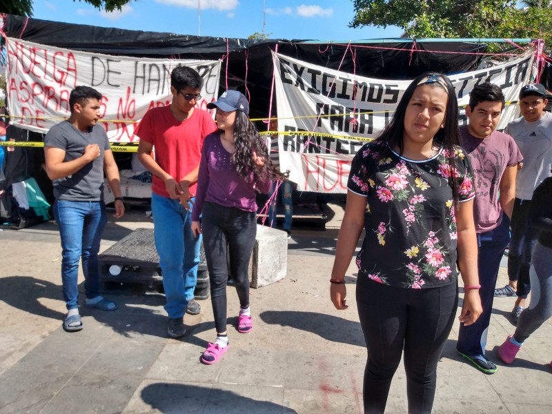 Resienten estragos en su salud aspirantes de la Unich