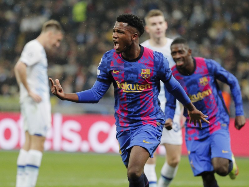 Respira el Barcelona en Champions tras ganar en Kiev