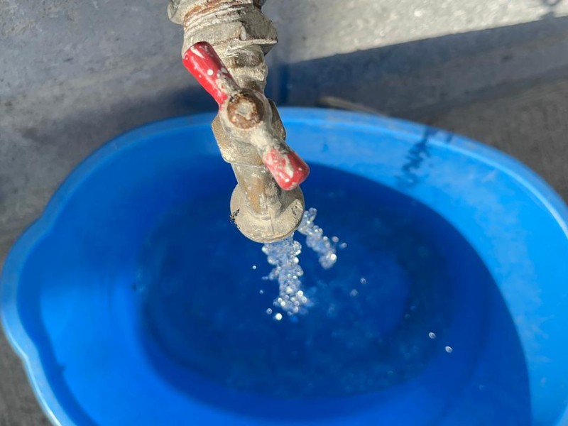 Restablecen suministro de agua conforme al programa de tandeo