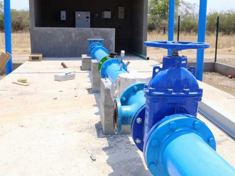 Restauran el servicio de agua potable en Salina Cruz