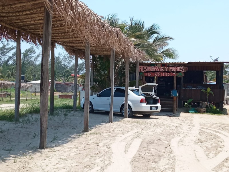 Restauranteros de la playa se preparan para temporada de Huracanes