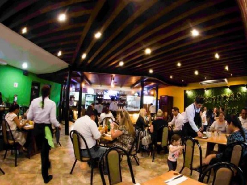 Restaurantes registran 30% de reservaciones para el 10 de mayo