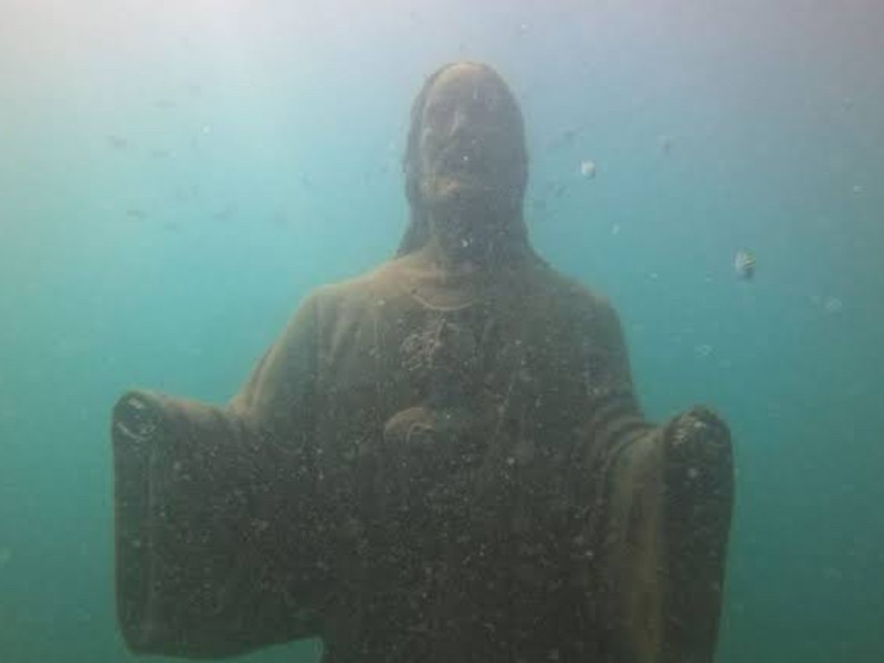 Restaurarán estatua del Cristo Rey en playa Las Gatas