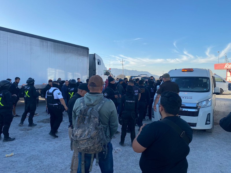 Retienen a 72 personas migrantes en Piedras Negras