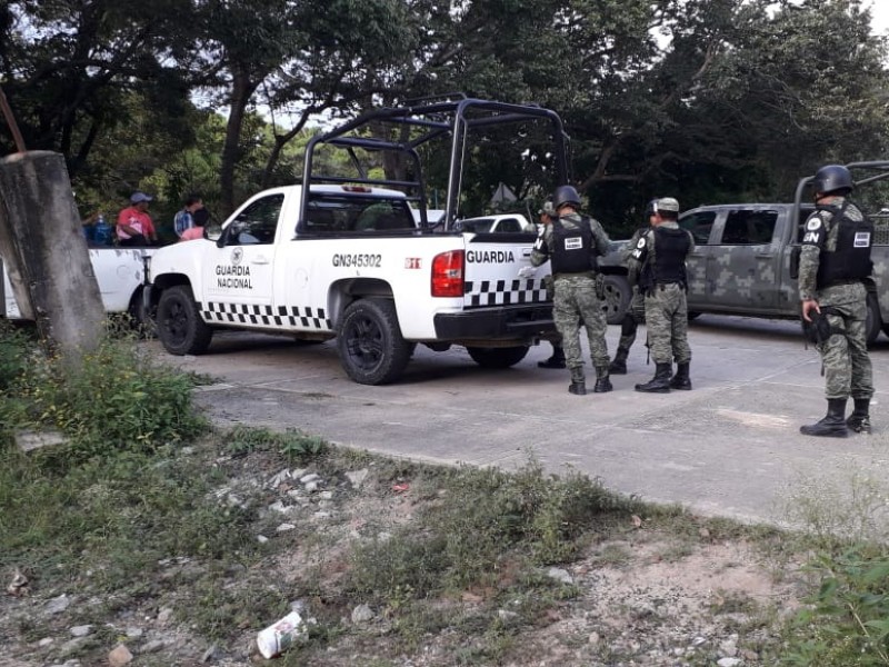 Retienen elementos de la Guardia Nacional en Tecoanapa