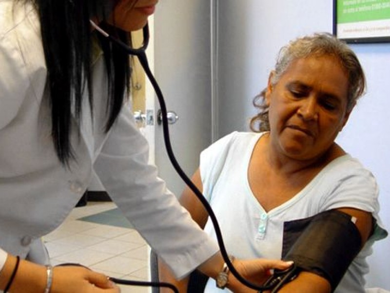 Retira BUAP Tehuacán estudiantes de medicina en hospitales por Covid-19