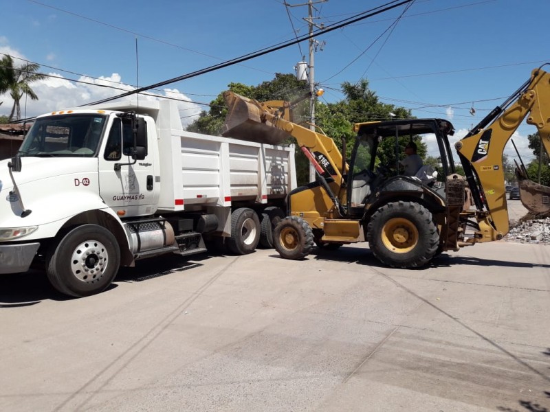 Retiran 42 metros cúbicos de escombro en la Yucatán