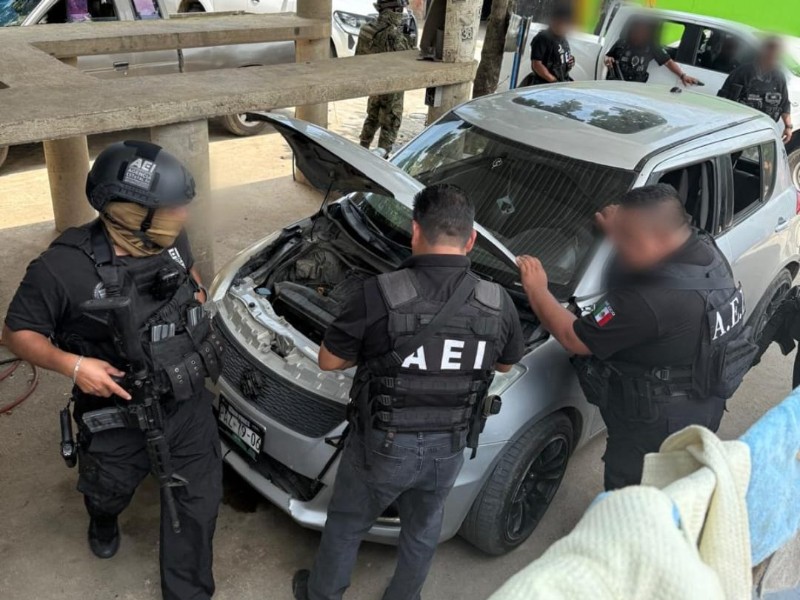 Retiran cámaras ilegales usadas por grupos delictivos San Juan Cacahuatepec