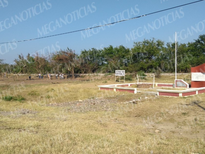 Retiran cercado en el Pozo Peralta de Juchitán